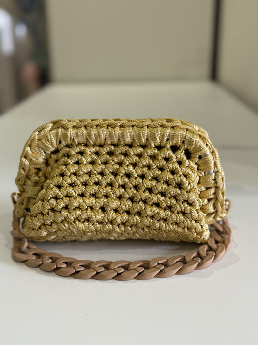 Crochet bag with gold threads