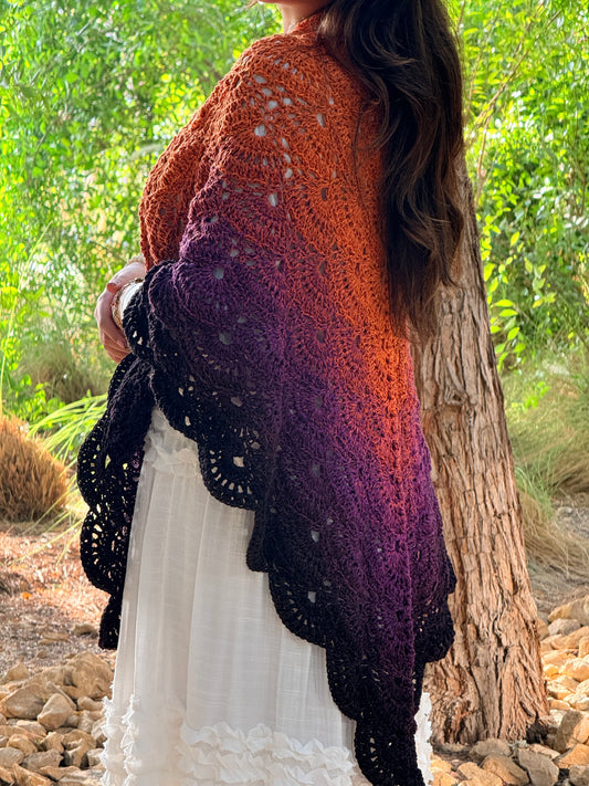 شال يكمّل إطلالتك الشتوية 🍂