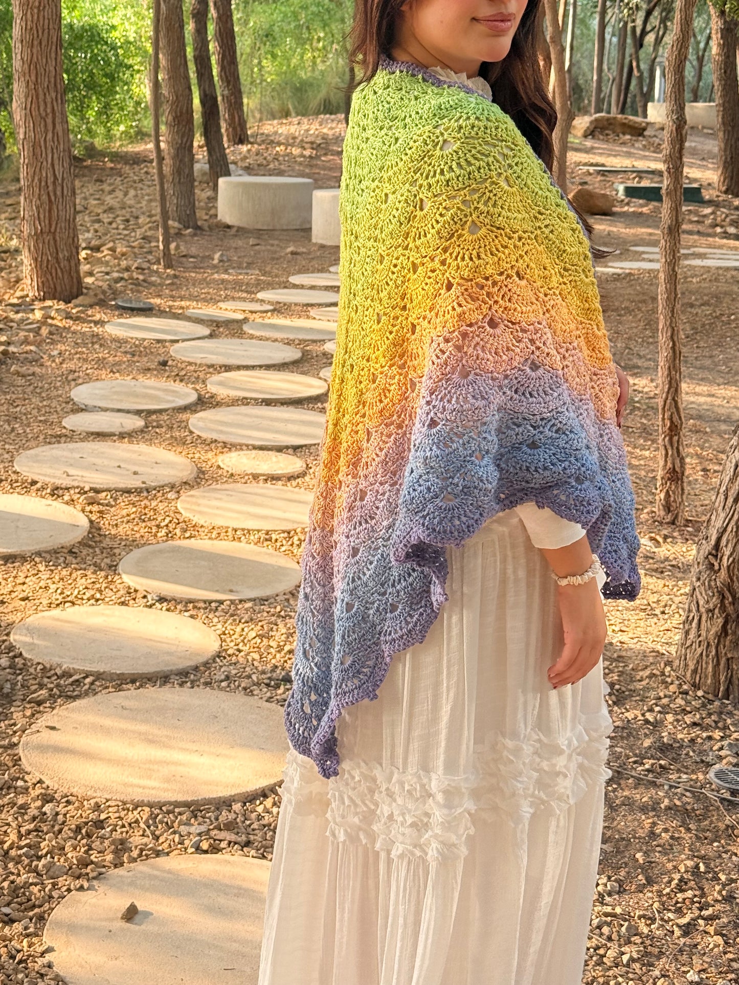 شال يكمّل إطلالتك الشتوية 🍂