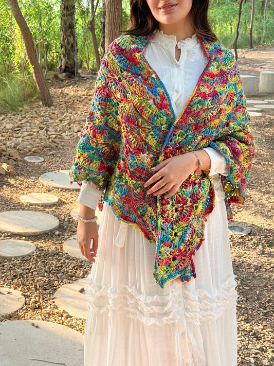 شال يكمّل إطلالتك الشتوية 🍂