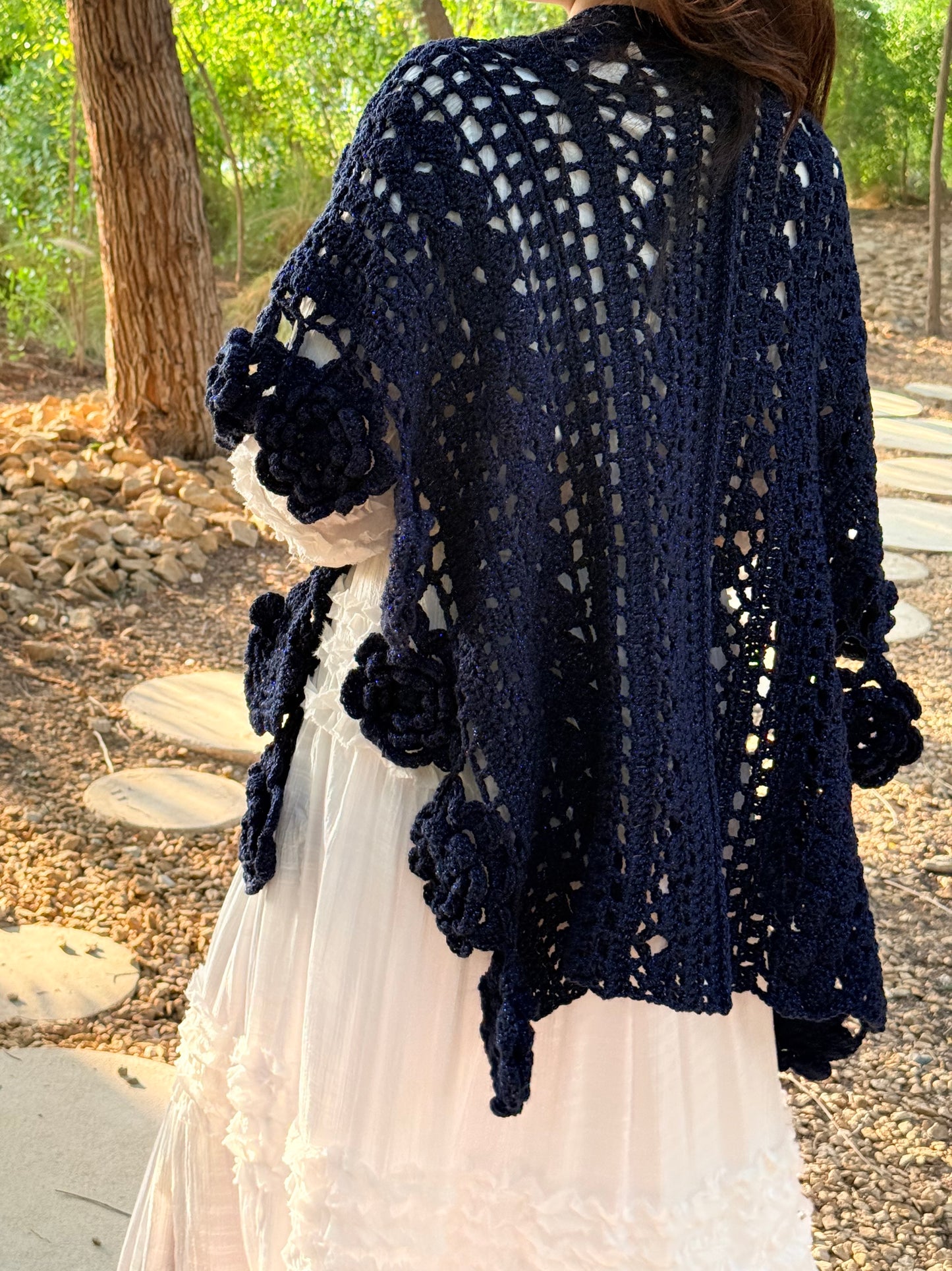 شال يكمّل إطلالتك الشتوية 🍂