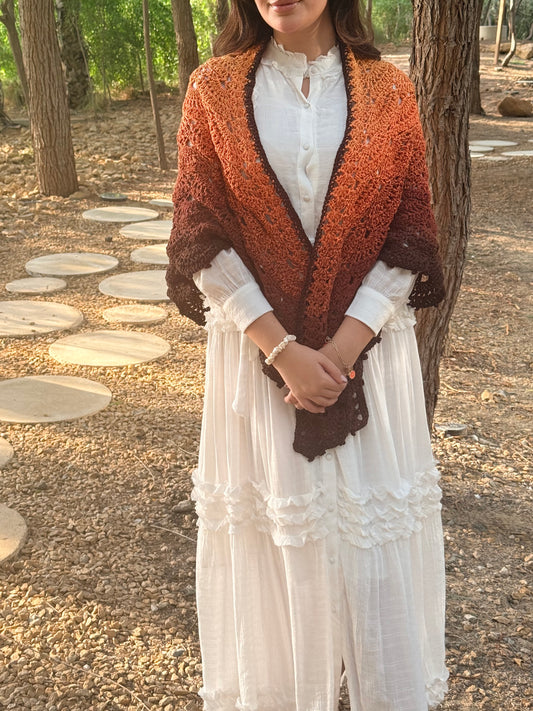 شال يكمّل إطلالتك الشتوية 🍂